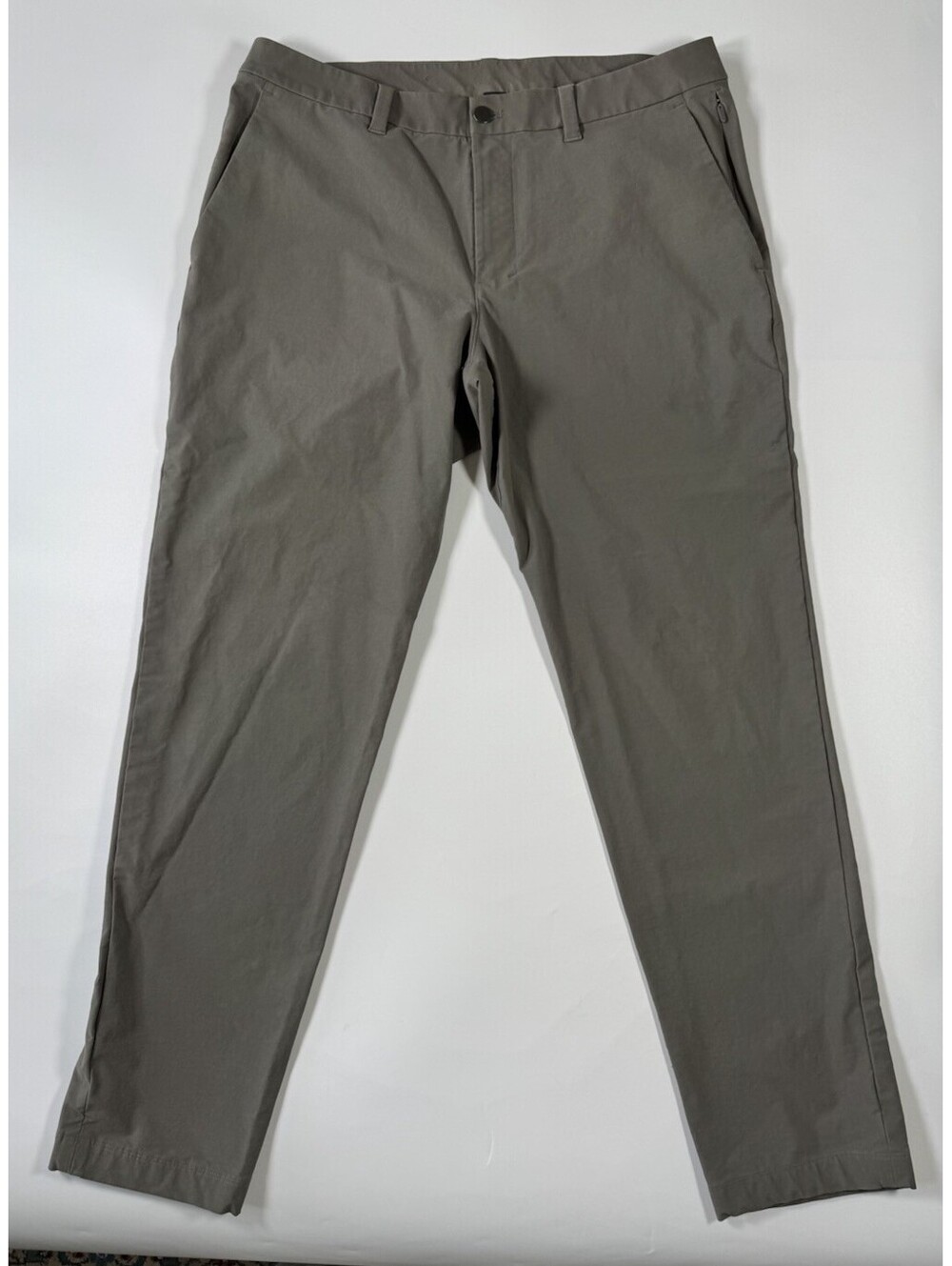 Lululemon Commission Pants Mens 34x30 Khaki Gray Slim Fit Stretch Chino Golf